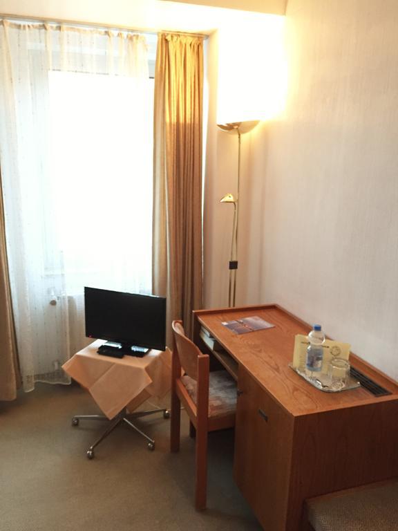 Hotel Ambassador Bona Quarto foto